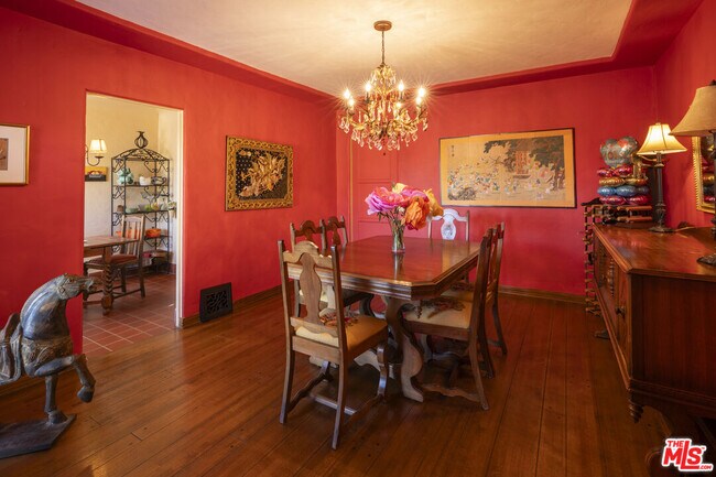 Foto del edificio - 2005 Holmby Ave