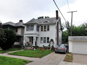 Building Photo - 1119 Alcott St