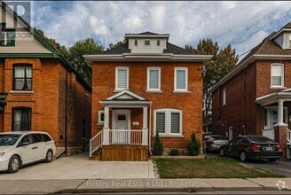 Building Photo - 103-103 Myrtle Ave