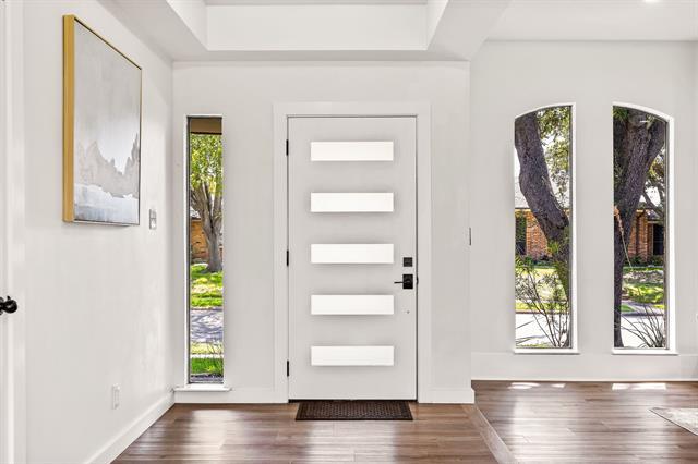 Foto del edificio - 2205 Timberwood