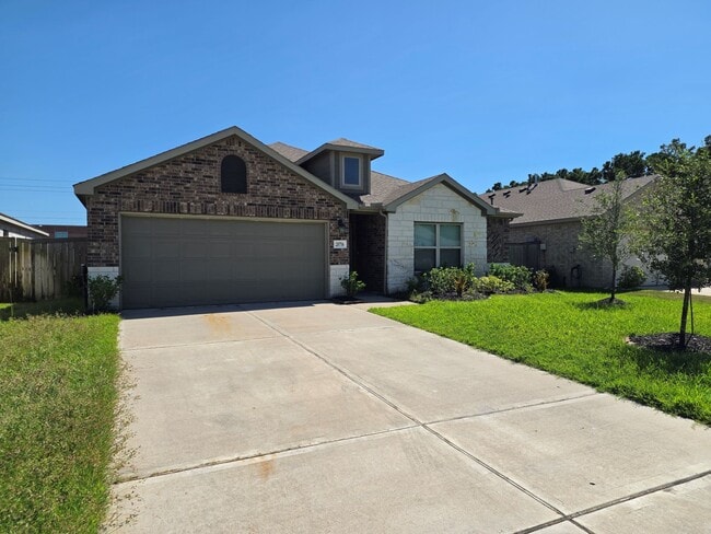 Building Photo - 20714 Southern Wds Blvd