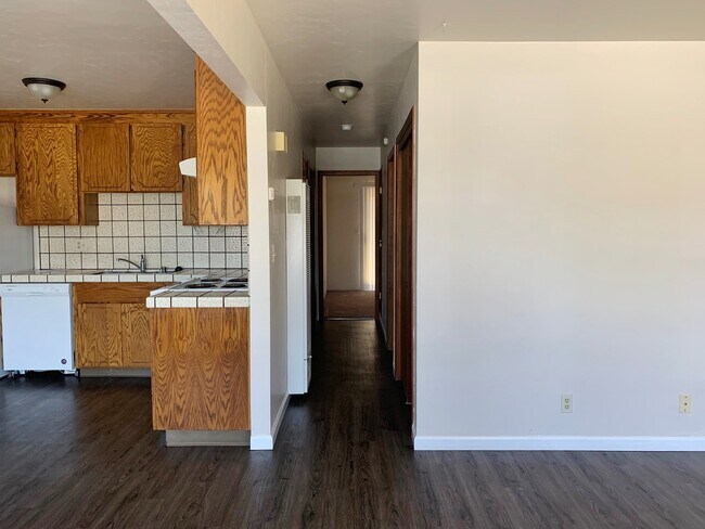 Building Photo - 1431 Diablo Dr