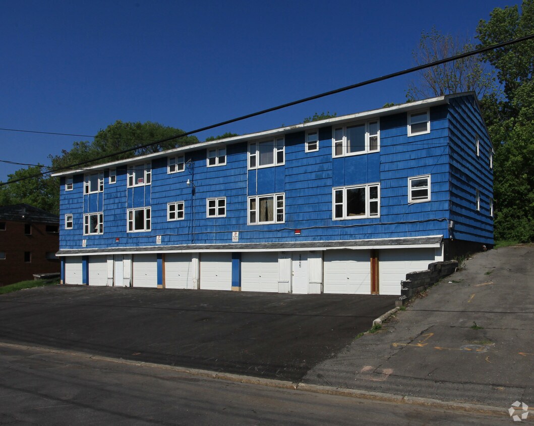Foto del edificio - 243 Croly St
