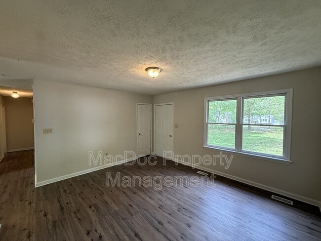 Building Photo - 12909 Dubin Dr