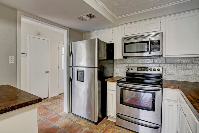 Foto del edificio - 217 Roy St