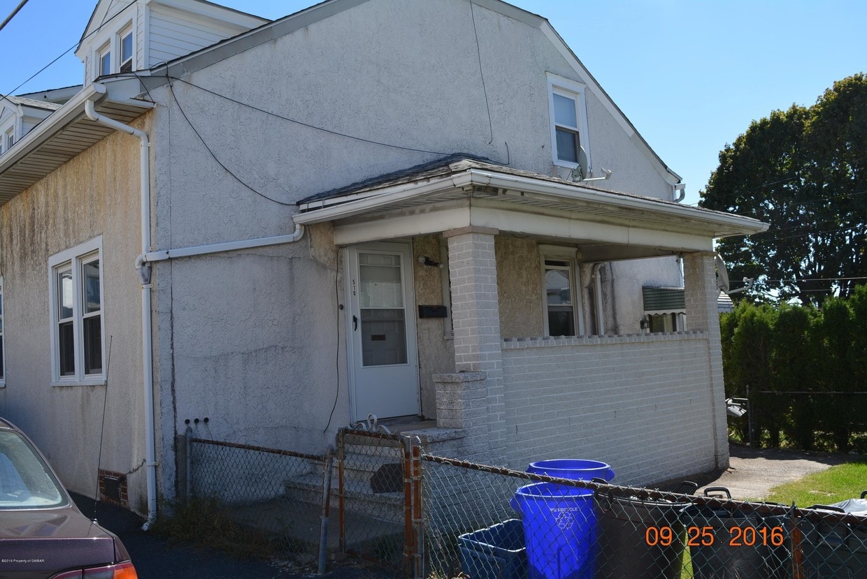 Primary Photo - 510 E 5th St