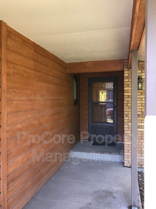 Building Photo - 3859 N Lena Ave