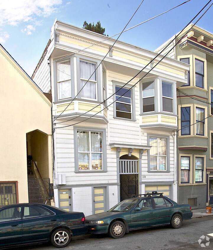 Primary Photo - 130 Linda St