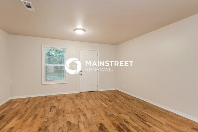 Building Photo - 3 Bedroom Pet-Friendly Home in Louisville,...