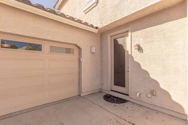 Building Photo - Gorgeous upscale 3 bed home in Gilbert wit...