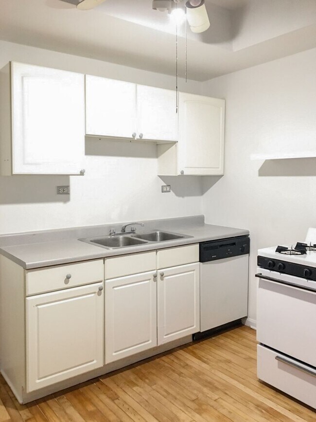 Foto del edificio - 1954 W Winona St