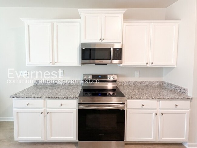 Building Photo - 1538 Persimmon Trce