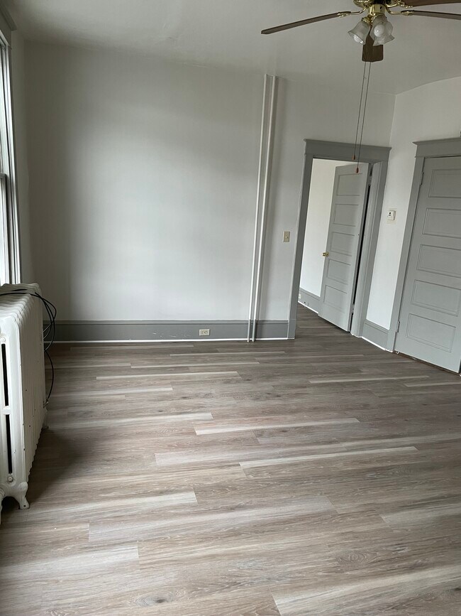 Bedroom - 208 W High St