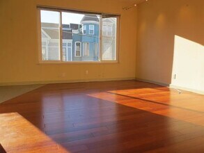 Building Photo - 619 Shotwell St