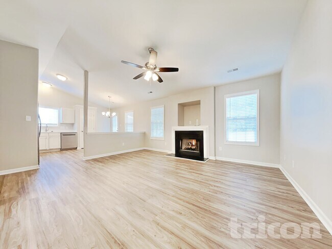 Foto del edificio - 5877 Culloden Ct