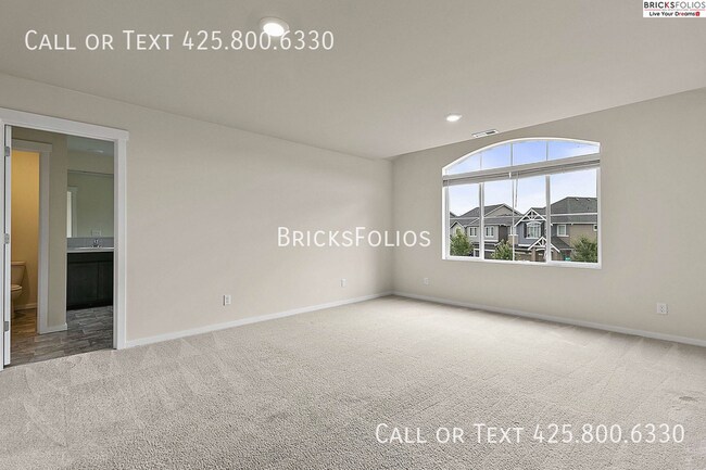 Foto del edificio - 18722 106th Ave Ct E