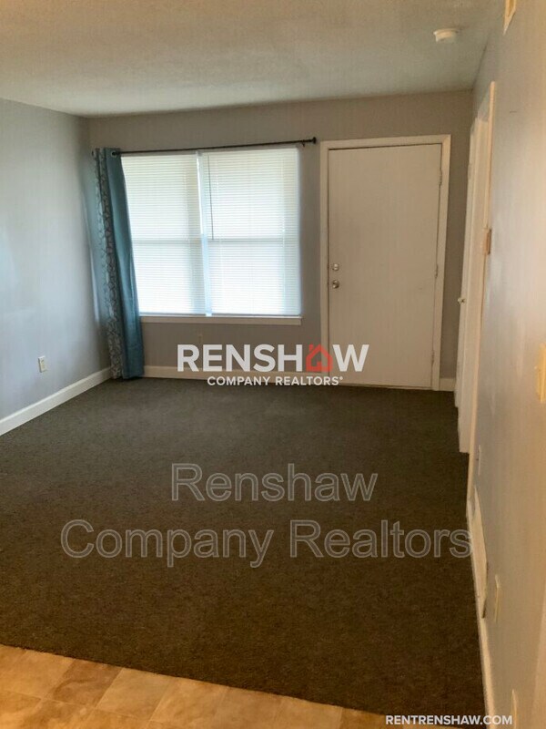 Foto del edificio - 142 Harrison Rd