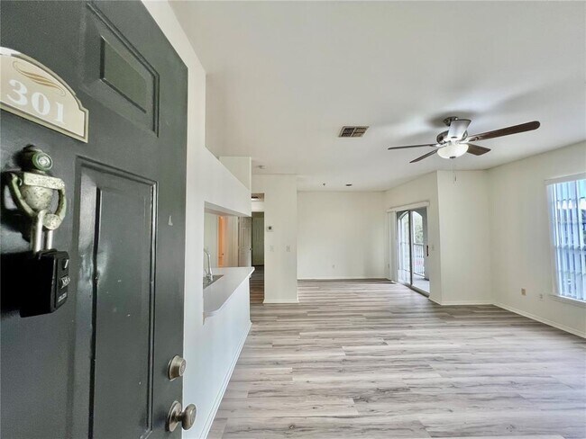 Foto del edificio - 13025 Sanctuary Cove Dr