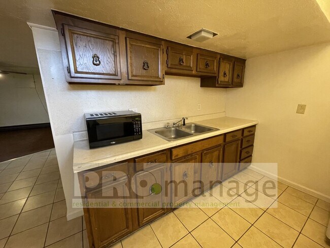 Foto del edificio - 1365 Scott Pl