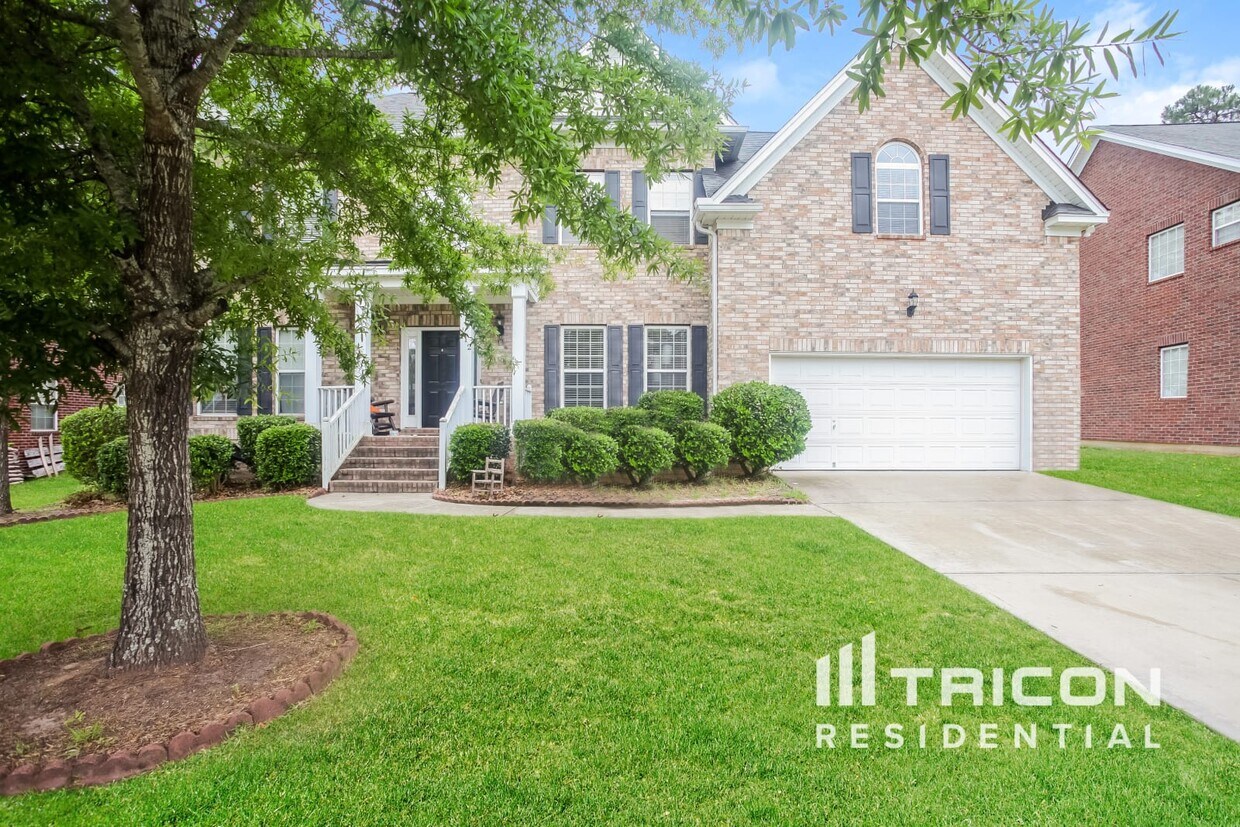 Foto principal - 612 Crestmont Rd