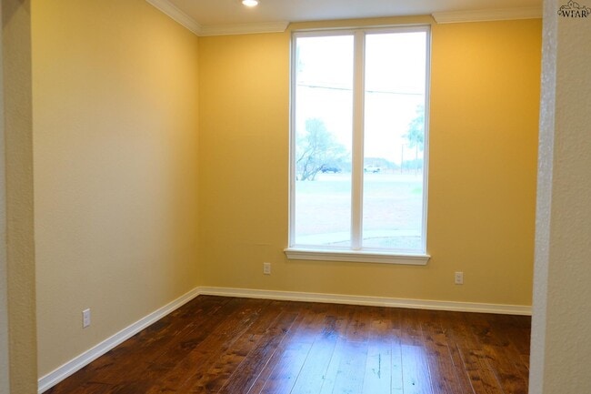 Foto del edificio - 20 Edwards Way