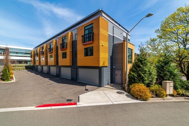 Foto del edificio - 165 100th Ave NE