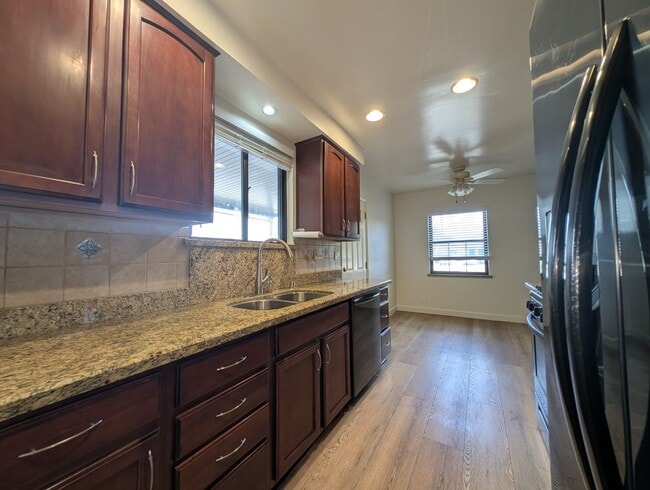 Photo - 748 W Gage Ave House