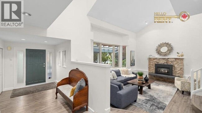 Building Photo - 3690 Rutherford Crescent