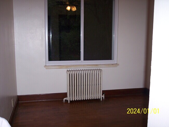 2nd bedroom - 1278 Franklin St