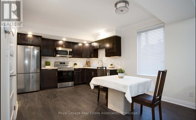 Building Photo - 63 Jerome St