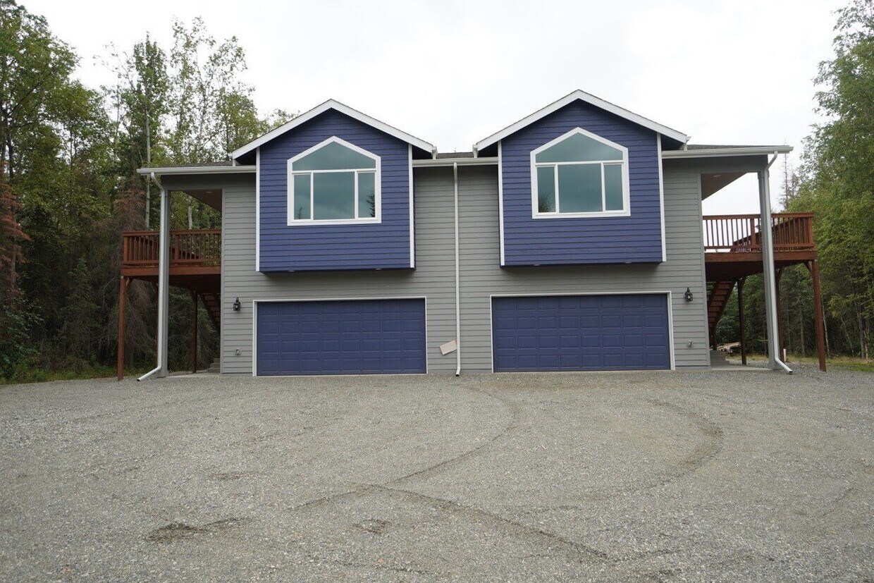 Primary Photo - New 3 Bedroom Wasilla Townhouse!
