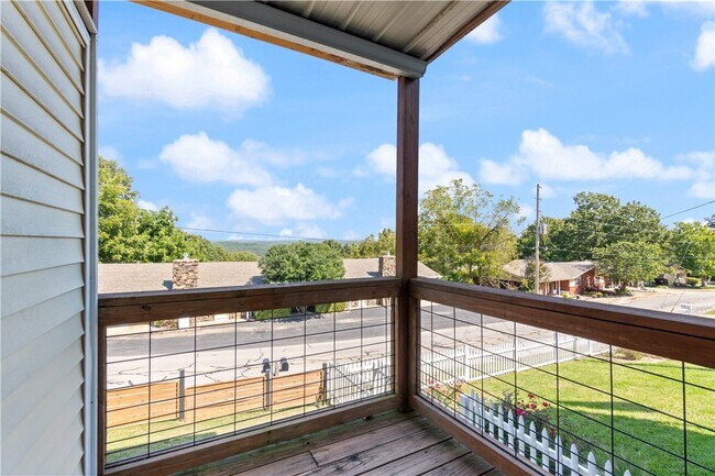 Foto del edificio - 14813 Dutchmans Dr