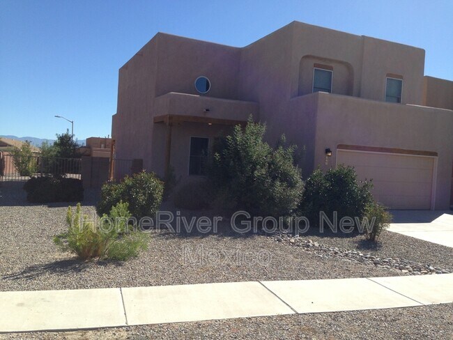 Building Photo - 828 Kipuka Dr NW