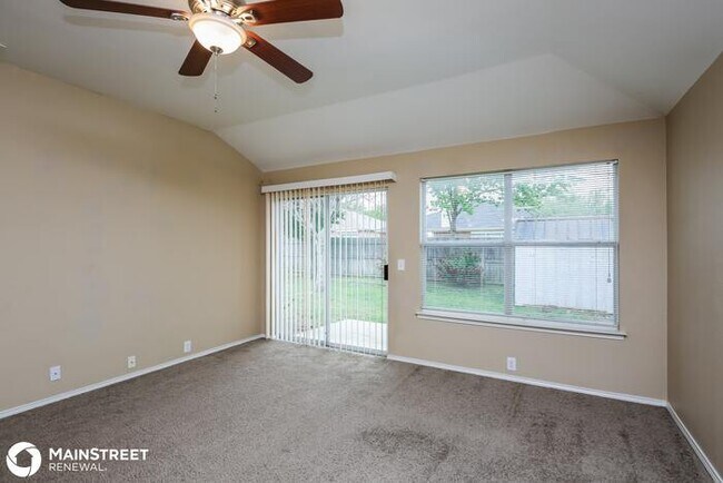 Foto del edificio - 1804 Little Deer Ln, Fort Worth, TX 76131