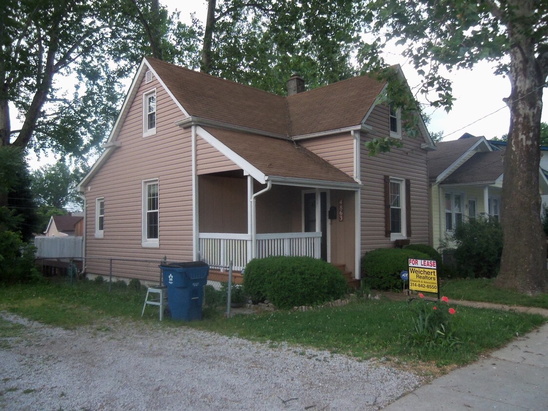 Primary Photo - 4863 Hanover Ave