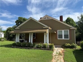 Building Photo - 5058 Austell Powder Springs Rd