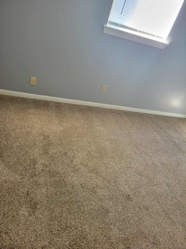 Building Photo - 213 Hilltop Dr