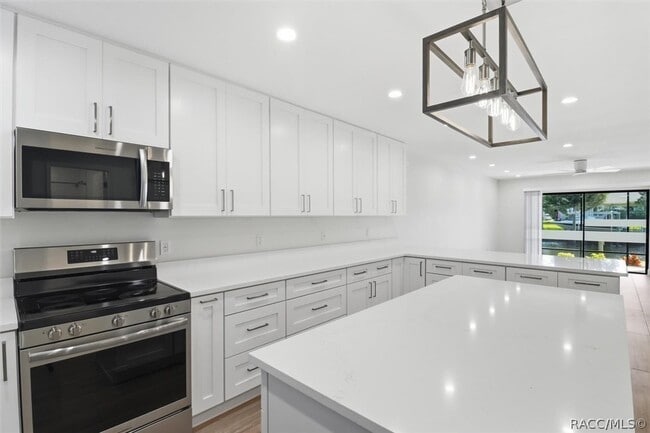 Building Photo - 11625 W Riverhaven Dr