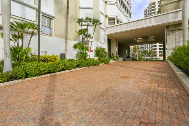 Building Photo - ** PARK SHORE ** MONACO BEACH CLUB ** NAPL...