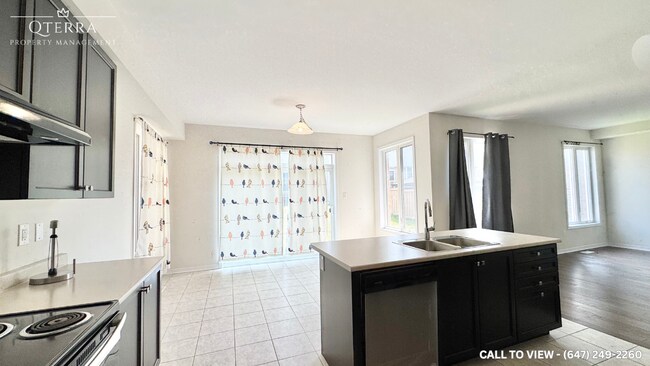 Building Photo - 289 Dolman St