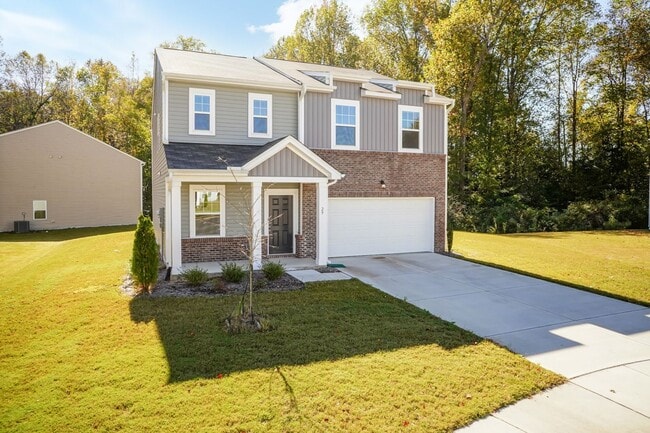 Building Photo - Spacious 4-Bedroom Home with Open Layout