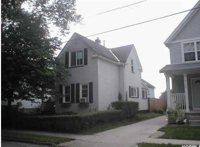 Primary Photo - 4144-4146 E 76th St