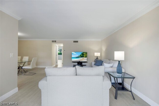 Foto del edificio - 3200 Gulf Shore Blvd N