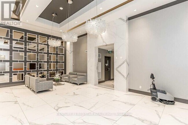 Building Photo - 3700 Hwy 7