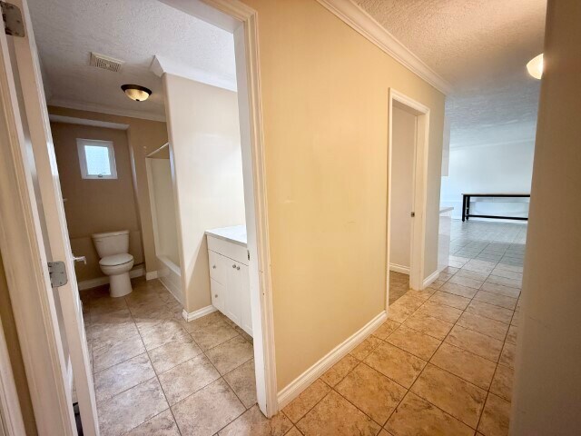 Building Photo - 5855 Sycamore St