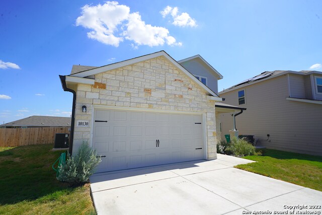 Foto del edificio - 10130 Helios Hts