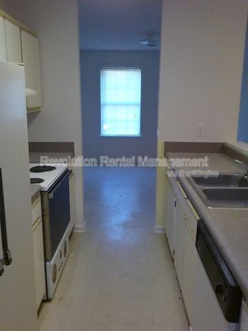 Foto del edificio - 733 Stallings Rd