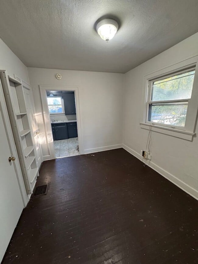 Building Photo - 2239 New Haven Ave