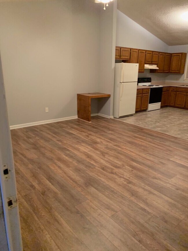 Foto del edificio - Kittrell Duplex 3