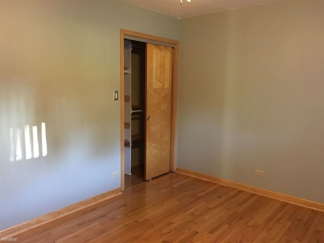 Foto del edificio - 2631 Maple St